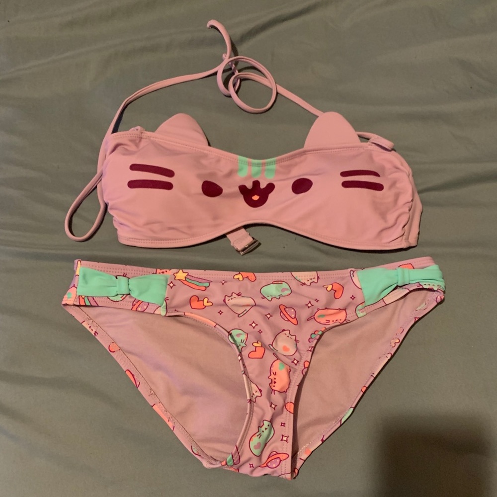 Pusheen Bikini